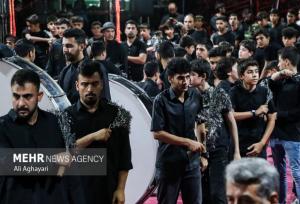 آستارا در شب چهارم محرم غرق در سوگ حسینی شد