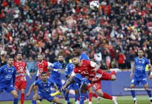 دست سرمربی استقلال برای دربی خالی شد