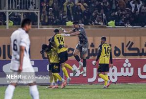 برد یک نیمه‌ای سپاهان مقابل فولاد خوزستان