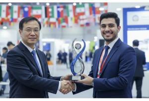 مدال طلا و جایزه پلاتینوم برای مخترع جوان دانشگاه علوم پزشکی آزاد