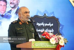 سردار سلامی: تغییر یک رئیس جمهور واقعیات را در آمریکا عوض نمی‌کند
