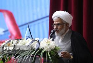 استقرار نامتوازن پالایشگاه‌ها در هرمزگان تهدیدی برای عدالت توسعه است