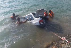 سقوط خودروی پراید در سد «حوضیان» الیگودرز