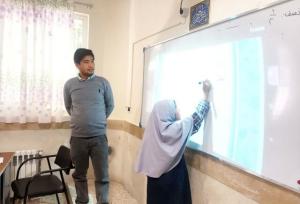 برای اولین بار یک مدرسه روستایی در کلات هوشمندسازی شد