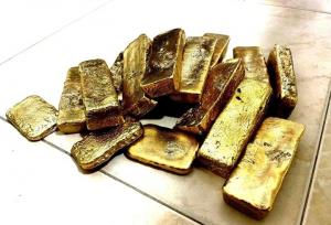 رئیس اتحادیه طلا و جواهر کرمانشاه: از خرید و فروش هیجانی طلا خودداری کنید