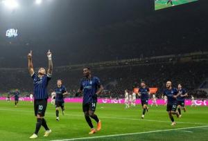 اینتر با شکست لاتزیو صدرنشین شد