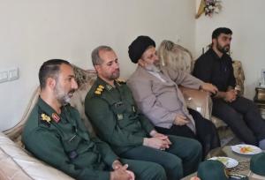فداکاری آزادگان باید در تاریخ زنده بماند