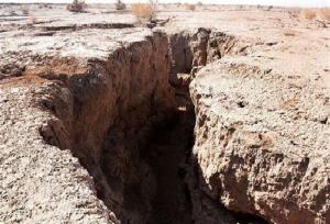 بحران فرونشست در تهران؛چاه‌های عمیق راه‌حل تکراری مدیریت آب