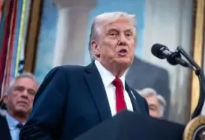 اطلاعات: ترامپ حتما با ایران وارد جنگ می‌شود