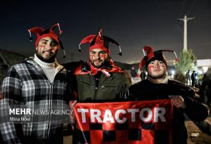 مسئولان تراکتور بلیت را ارزان کردند تا مردم به ورزشگاه بیایند!