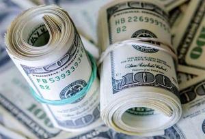 دلار قربانی سیاست‌های اقتصادی دولت آمریکا