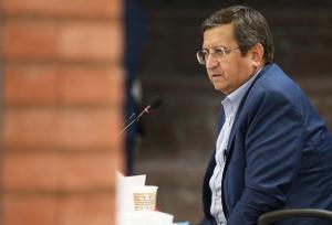 به مردم قول می‌دهم بازار ارز به ثبات برسد