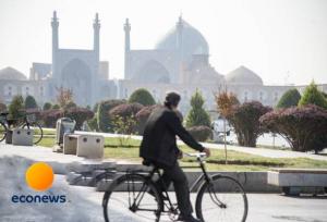 زور باد و باران به آلودگی هوای اصفهان نرسید!