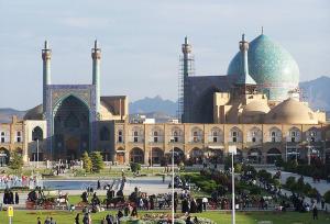 چالش هنر و معماری در مساجد معاصر استان اصفهان