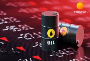 افت قیمت نفت در پی نگرانی از مازاد عرضه 