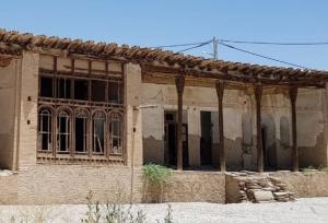 مرمت پل قاضی زاهدی و خانه معظمی در گلپایگان
