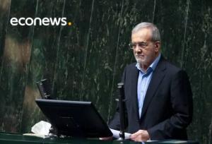 عامل تورم در کشور خود دولت و مجلس است