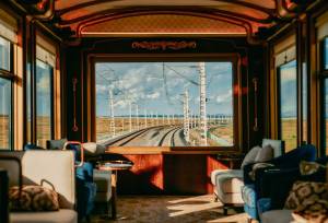 با این قطار لوکس از جاده ابریشم بگذرید