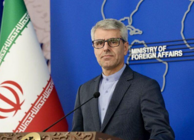 طرح بحث مذاکره با آمریکا، بی معنی است