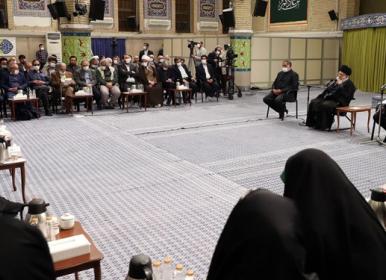 شعر یک رسانه اثرگذار است و...+ فیلم
