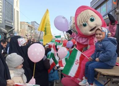 کودکان کردستانی پای ثابت جشن های انقلاب