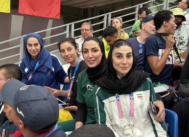هیجان ناهید کیانی هنگام مبارزه مهران برخورداری+فیلم