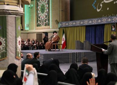 طنین مدح حضرت زهرا(س) در حسینیه امام خمینی