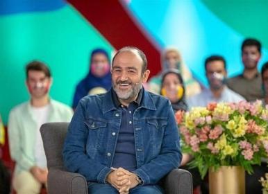 حمله به مهران غفوریان و پاسخ جالب او معترضان