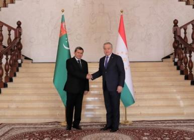 دیدار وزرای امور خارجه تاجیکستان و ترکمنستان +عکس