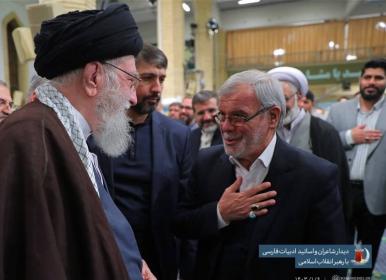 شعرخوانی شاعران در دیدار با رهبر انقلاب + فیلم