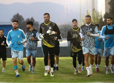 بازگشت غیرمنتظره یک ستاره به استقلال+عکس