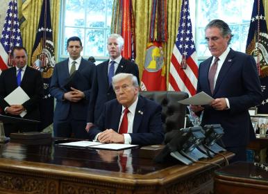 اولین واکنش ترامپ به اعلام آتش بس در غزه+فیلم