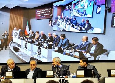 بدنبال کاهش ناترازی بانکی برای کنترل تورم هستیم