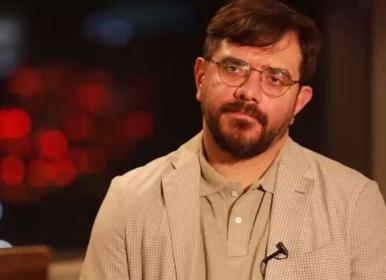  هنرمندان با نگاه پدرانه به حل مشکلات کشور کمک کنند