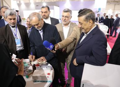 بازدید رئیس جمهور از نمایشگاه ایران هلث 1404+فیلم