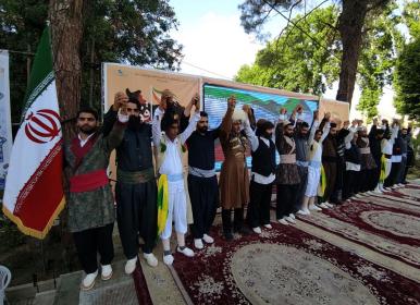 همبستگی اقوام ایرانی در جشنواره ملی فرهنگ اقوام به میزبانی قلعه فلک الافلاک 