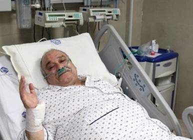 اهدای انگشتر سردار سلیمانی به محمد کاسبی + فیلم