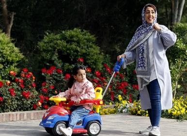 ضرورت ایجاد پارک مادر و کودک در همدان+فیلم