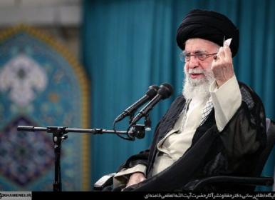 بیانات رهبری در دیدار با دست‌اندرکاران کنگره شهدای قم