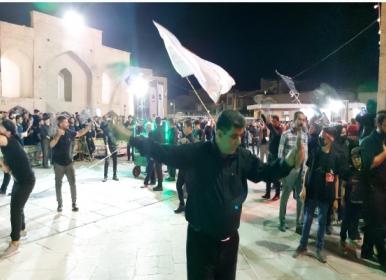 شور حسینی در آستانه امام زادگان ۱۷ تن گلپایگان + فیلم