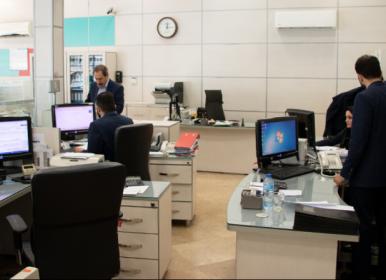 جزئیات تغییر ساعت آغاز به کار ادارات و بانک‌ها+فیلم