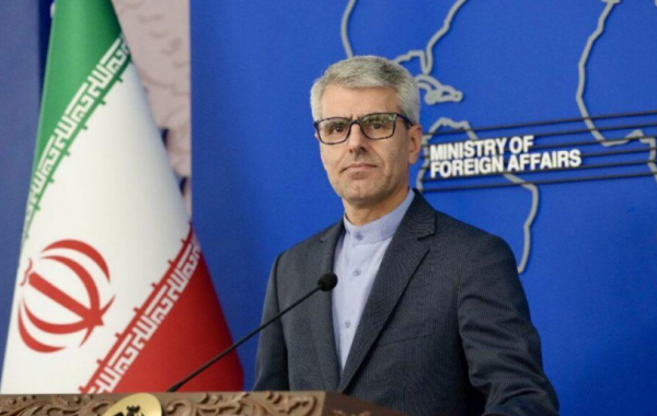 طرح بحث مذاکره با آمریکا، بی معنی است