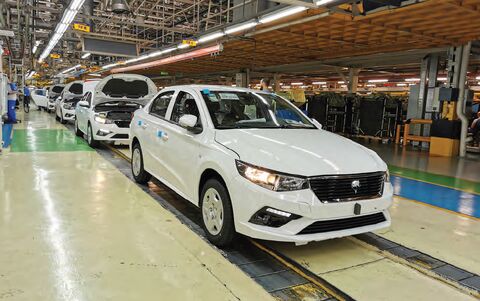 ارتقای جایگاه ایرانخودرو با سکانداری بخش‌خصوصی