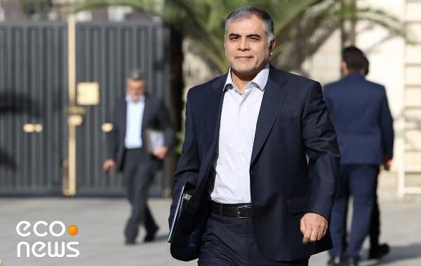  استعفای وزیر نفت دولت چهاردهم تکذیب شد