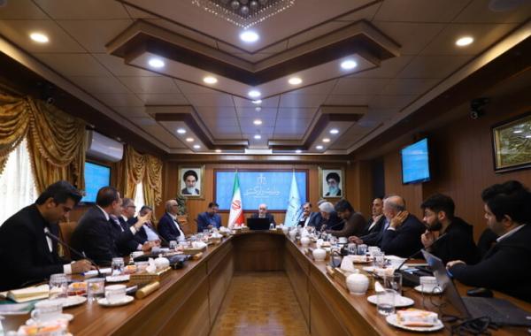 بررسی چالش‌ها و مسایل پیش روی فعالان اقتصادی