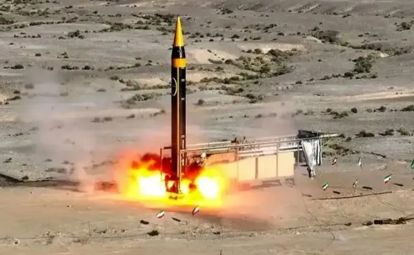 دستیابی ایران به موشک رستاخیز با کلاهک ۸ تنی