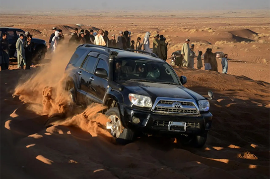 وقتی صحرای قندهار تبدیل به پیست آفرود می‌شه