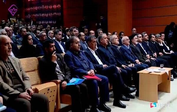 نشست رئیس‌جمهور با سرمایه‌گذاران خراسان جنوبی