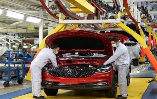 سردرگمی در سیاست ارزی تا چالش های قیمت‌گذاری