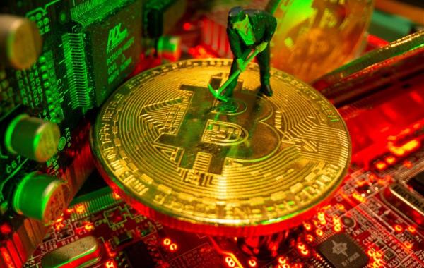 پیش بینی آینده رمز ارزها و قیمت بیت‌کوین 